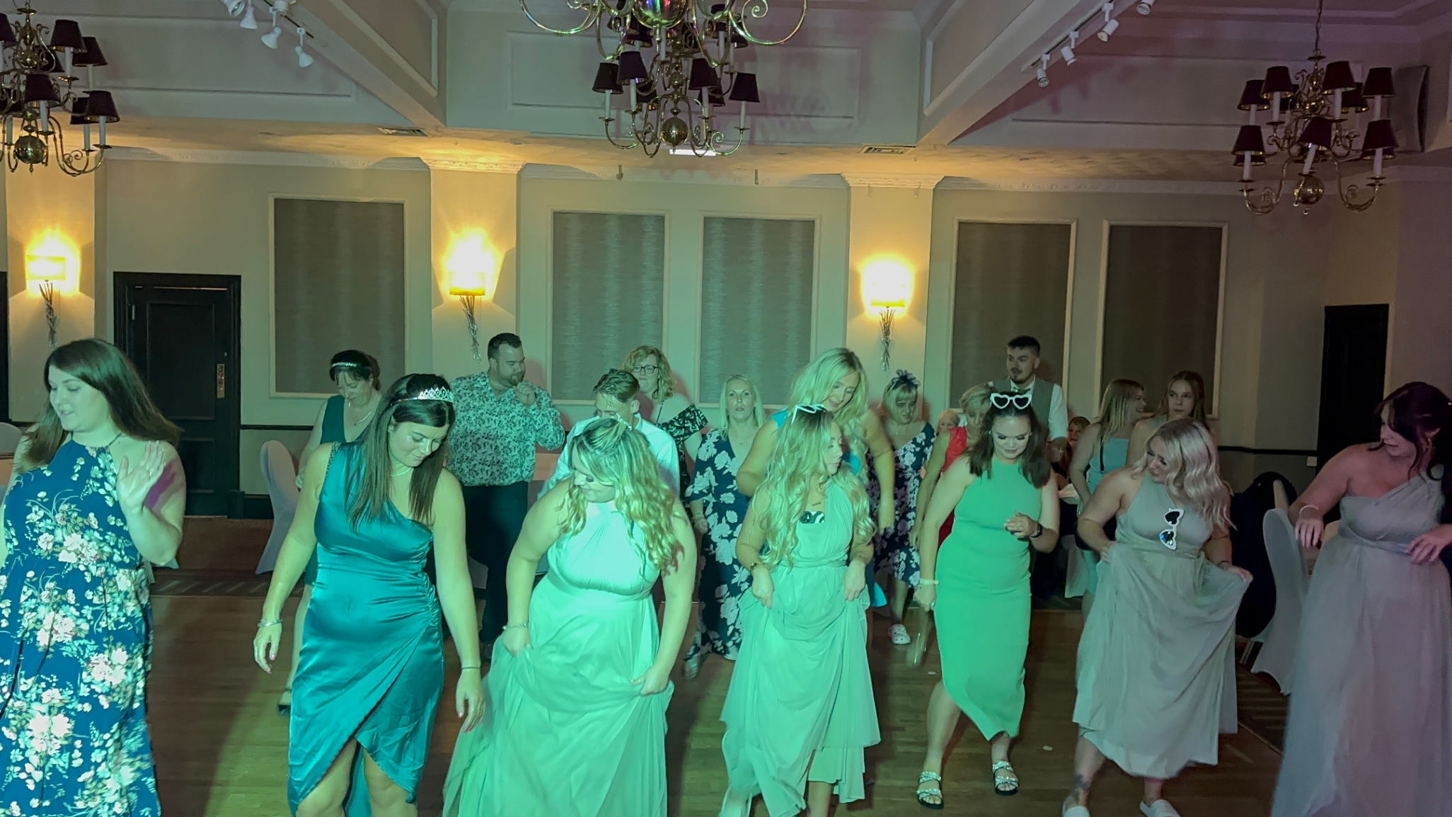 funky-disco-s-and-karaoke-wedding-entertainment-bridebook