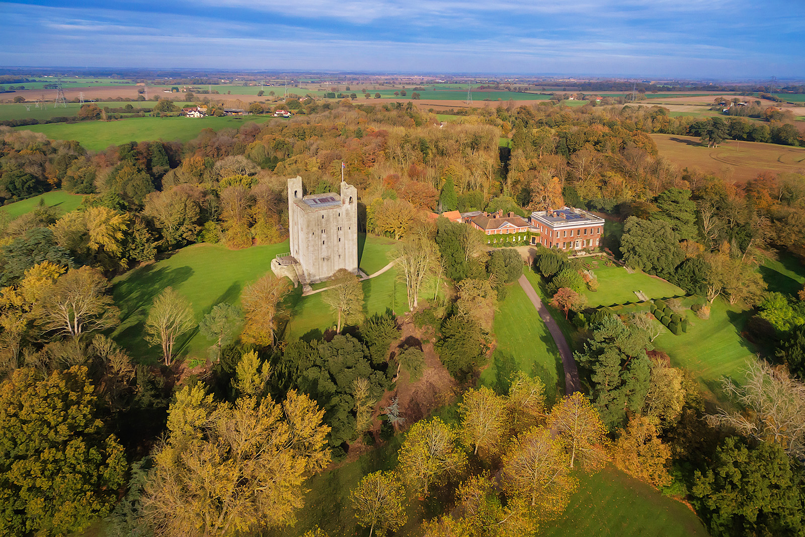 Hedingham Castle Wedding Venue In Essex Bridebook 5961